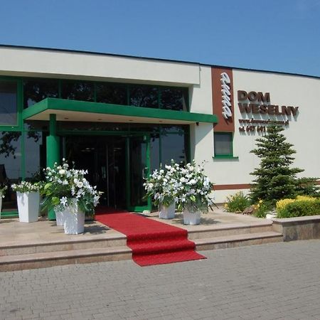Hotel Dom Weselny ,, Anna" à Warlubie Extérieur photo